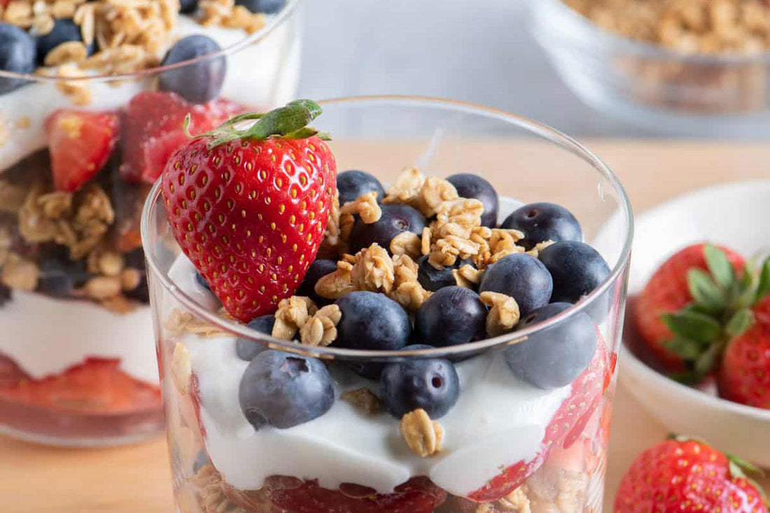 Breakfast Granola Parfait